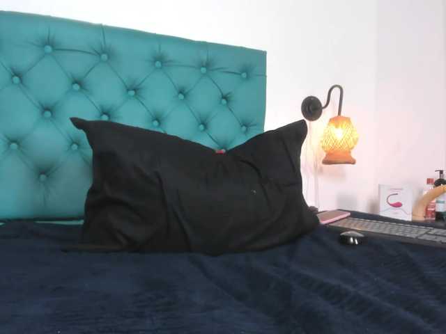le modèle gabi-hot est en webcam porno dans un show sur le site bongacams, il possède les tags suivants: Latino/Hispanic,Brunette,Shaved