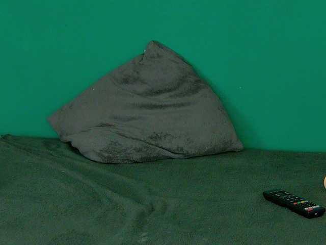 RoxanneJoy's BongaCams show and profile