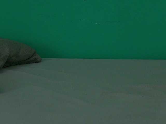 RoxanneJoy live cam on BongaCams