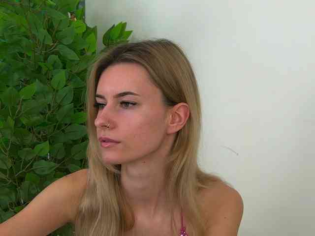 RoxanneJoy RoxanneJoy
