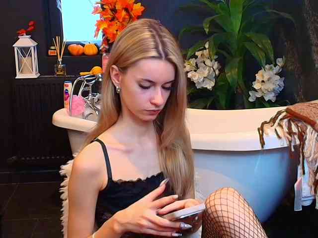 RoxanneJoy