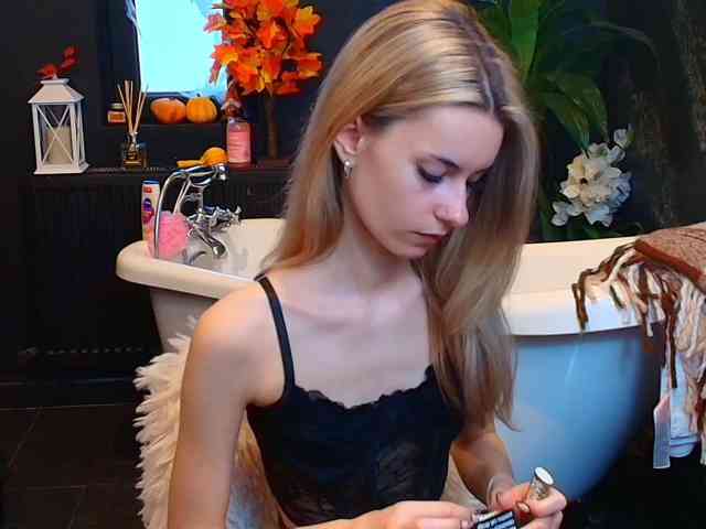 RoxanneJoy