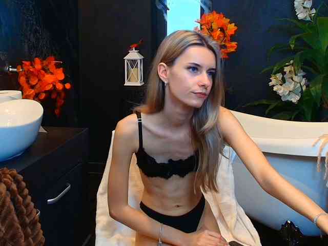 RoxanneJoy