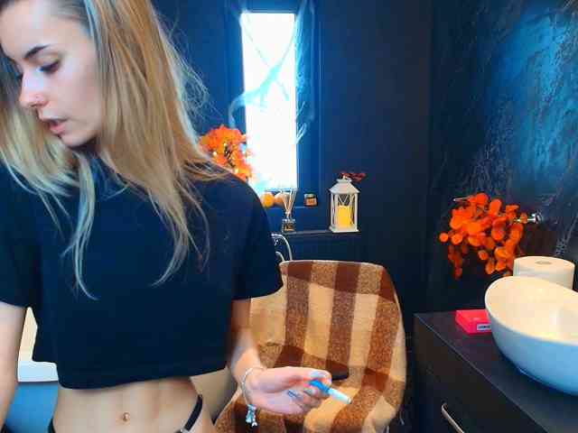 RoxanneJoy
