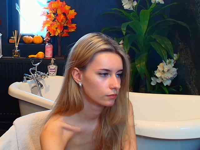 RoxanneJoy