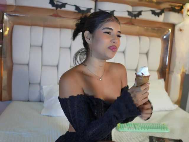 Kathamuller live cam on BongaCams