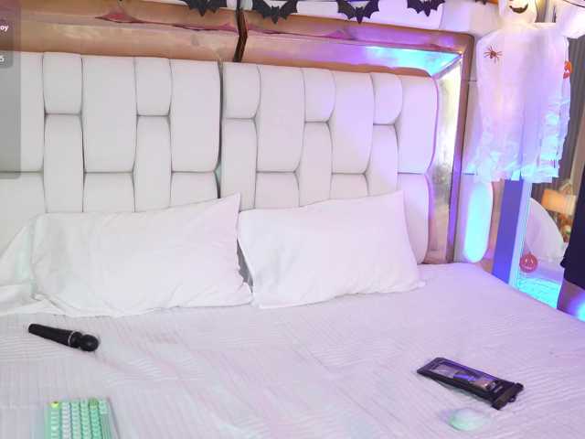 Kathamuller live cam on BongaCams