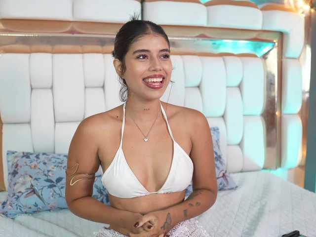 Kathamuller live cam on BongaCams