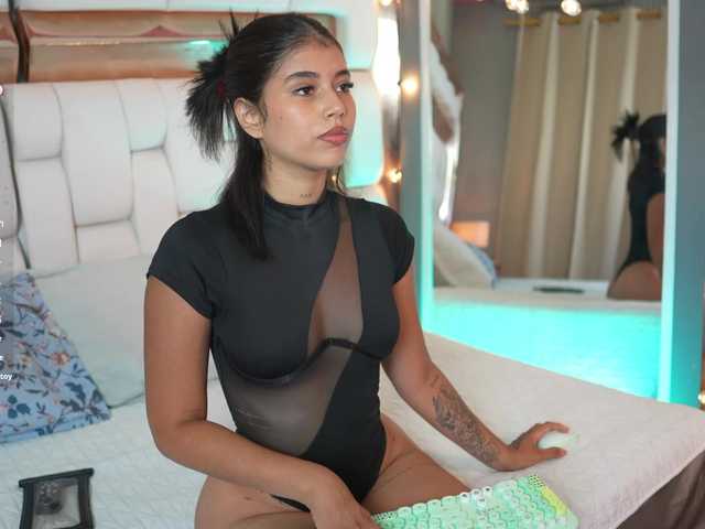 Kathamuller live cam on BongaCams