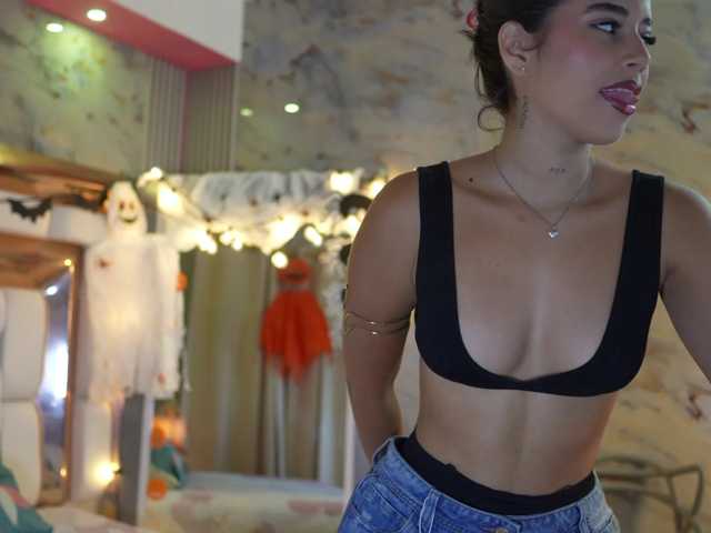 Kathamuller live cam on BongaCams