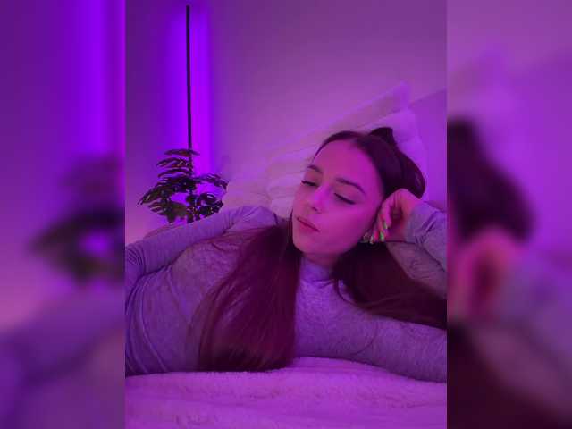 MaybeBabeTV live cam