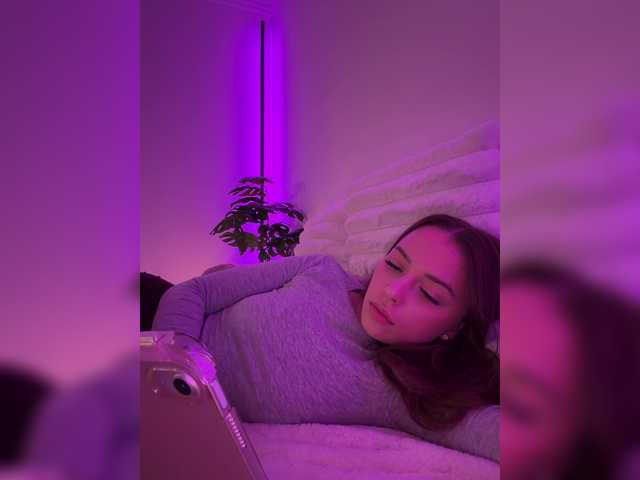 MaybeBabeTV live cam on BongaCams