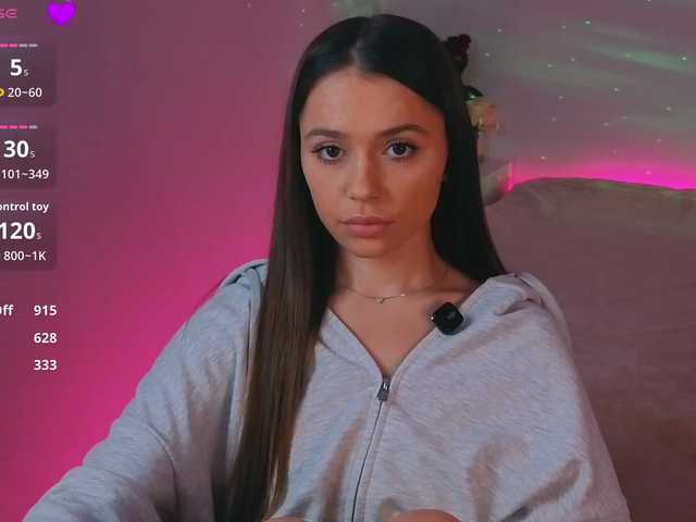 MaybeBabeTV's BongaCams show and profile