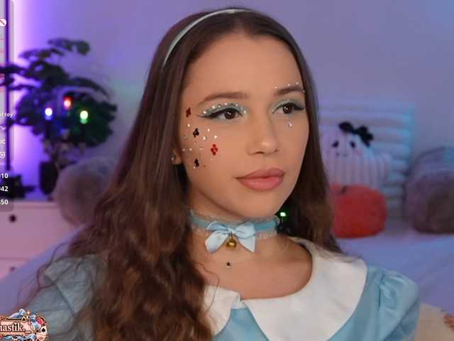 Myshastik live cam