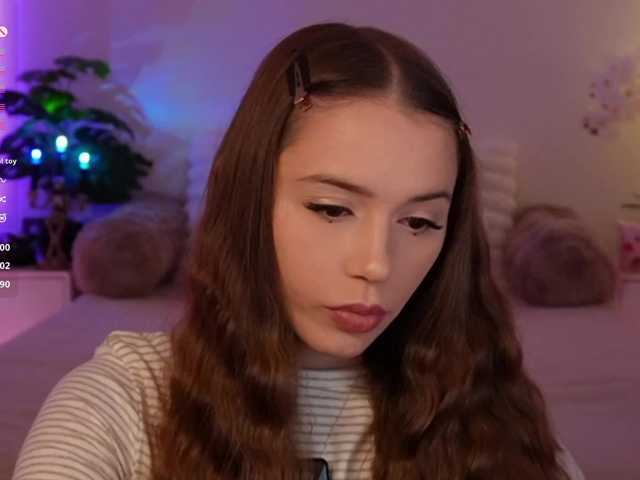стрип от MaybeBabeTV