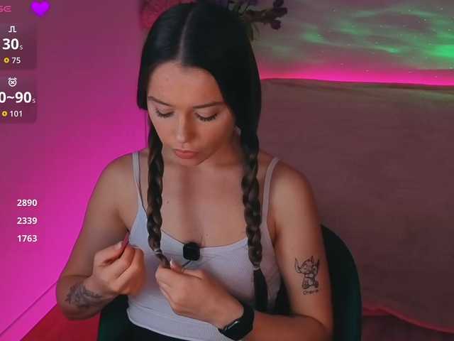 MaybeBabeTV's BongaCams show and profile