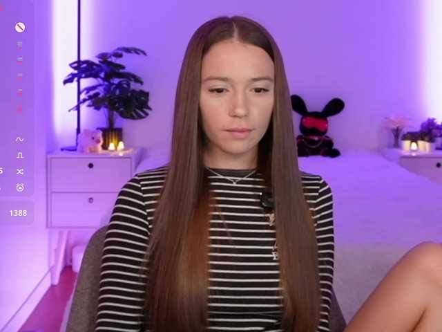 MaybeBabeTV live webcam show