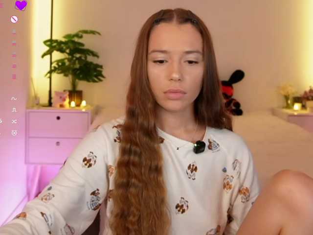 MaybeBabeTV live cam on BongaCams