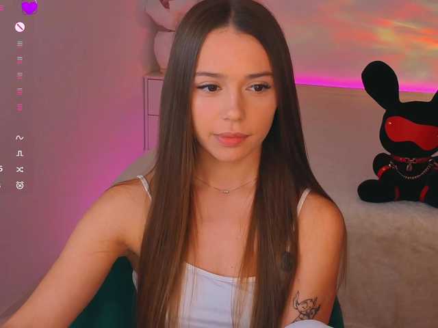 MaybeBabeTV live cam on BongaCams