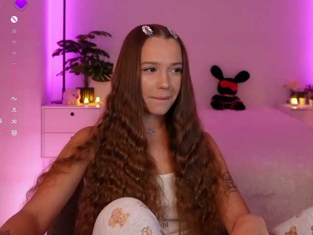 MaybeBabeTV live cam on BongaCams