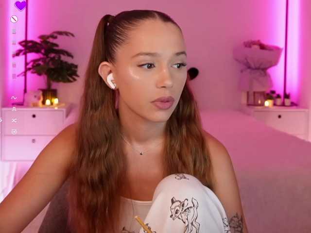 MaybeBabeTV live cam on BongaCams