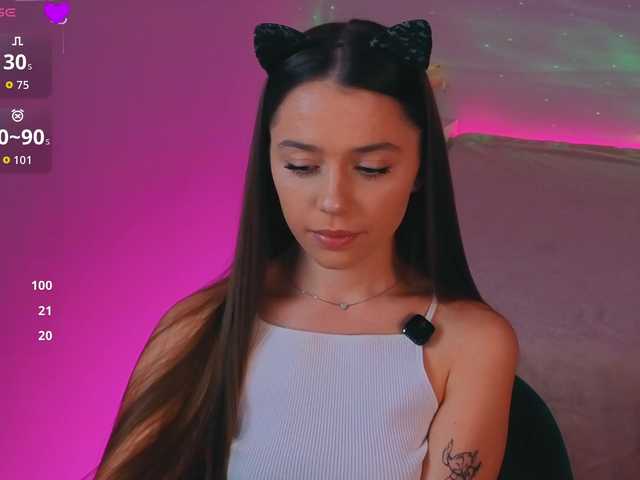 MaybeBabeTV live cam