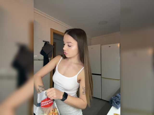 MaybeBabeTV's BongaCams show and profile