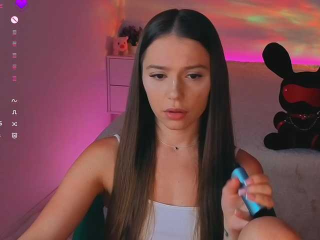MaybeBabeTV live cam on BongaCams