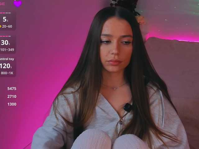 MaybeBabeTV live cam