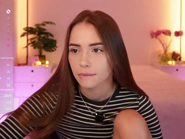 Myshastik live webcam show