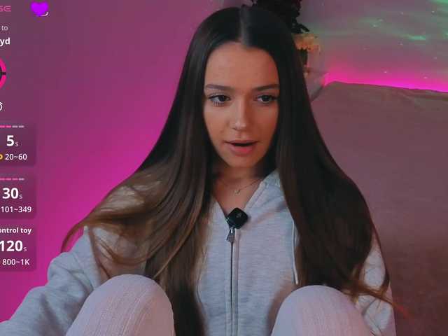 MaybeBabeTV's BongaCams show and profile