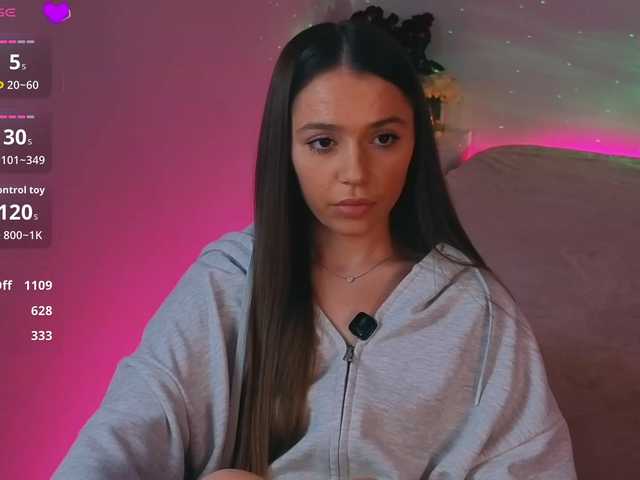 MaybeBabeTV's BongaCams show and profile