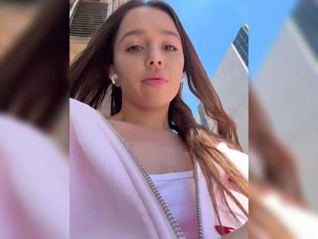 MaybeBabeTV's BongaCams show and profile