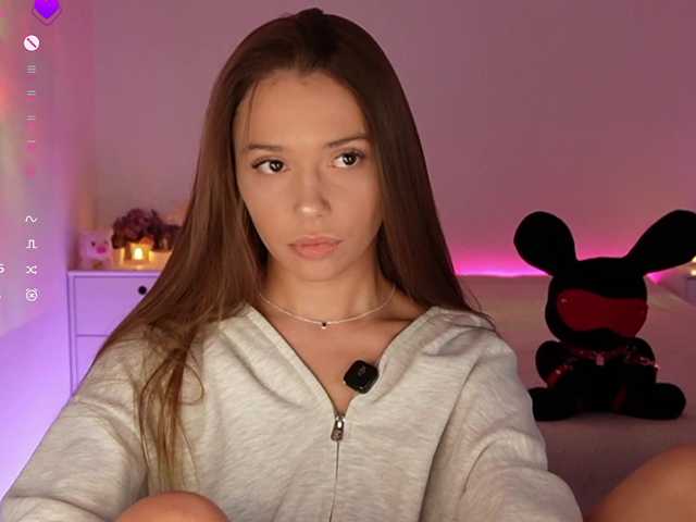 MaybeBabeTV live cam on BongaCams