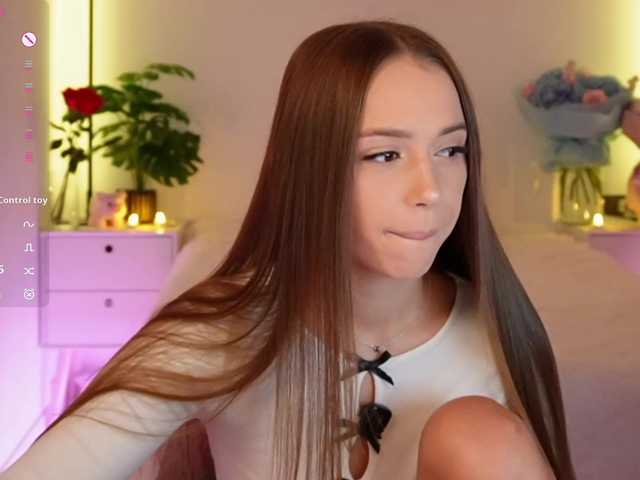 MaybeBabeTV live cam on BongaCams