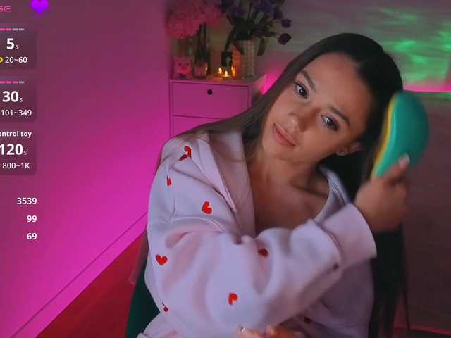 MaybeBabeTV's BongaCams show and profile