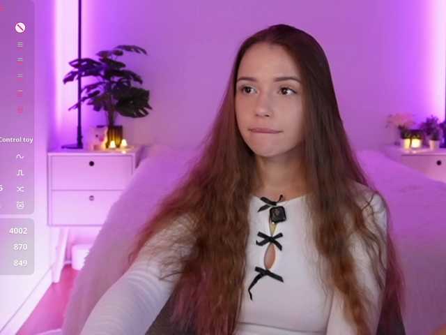 MaybeBabeTV live cam on BongaCams