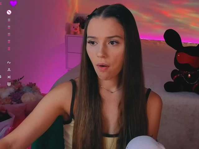 MaybeBabeTV live cam on BongaCams