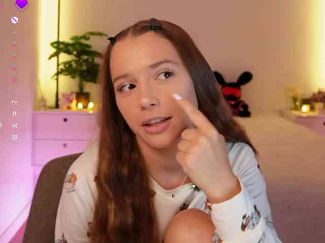 MaybeBabeTV Sex Cam Show