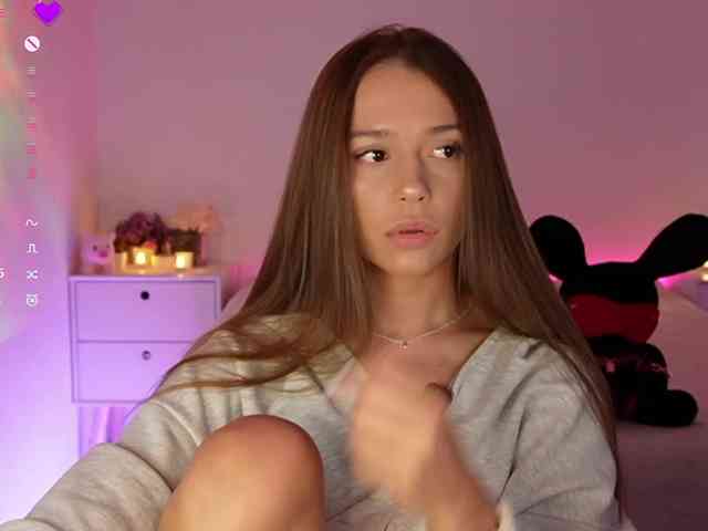 MaybeBabeTV Sex Cam Show