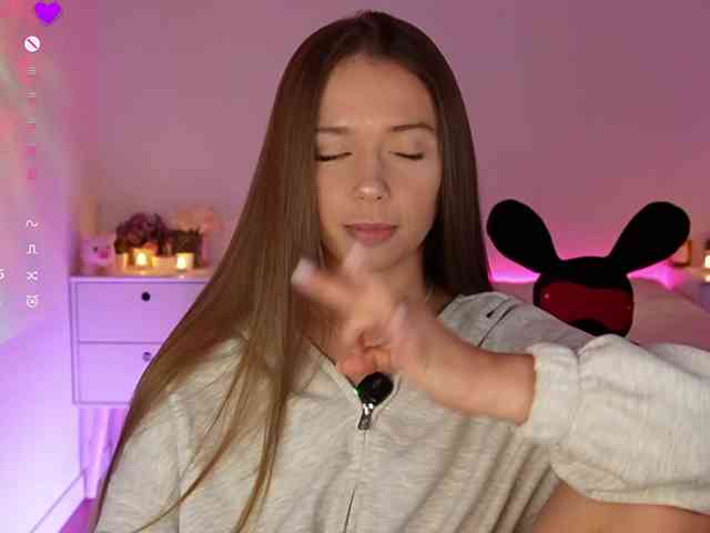 MaybeBabeTV Sex Cam Show