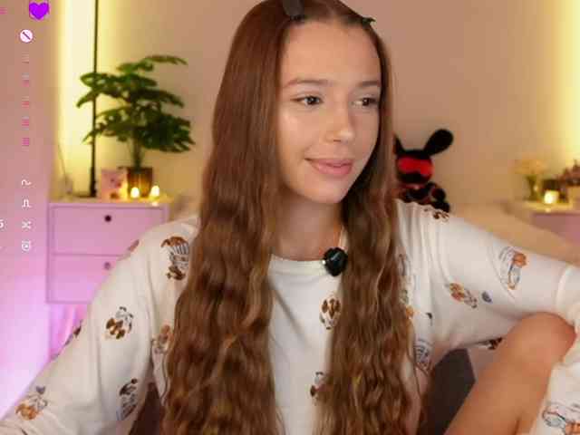 MaybeBabeTV Sex Cam Show
