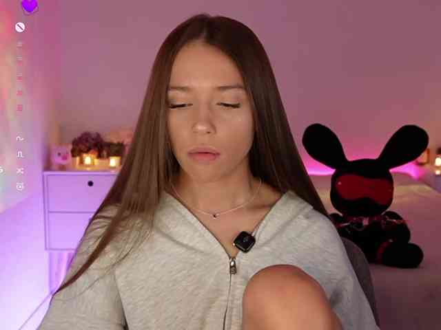 MaybeBabeTV Sex Cam Show