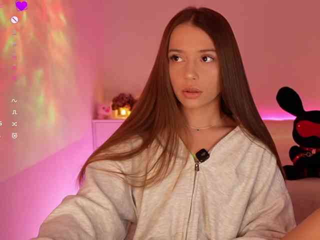 MaybeBabeTV Sex Cam Show