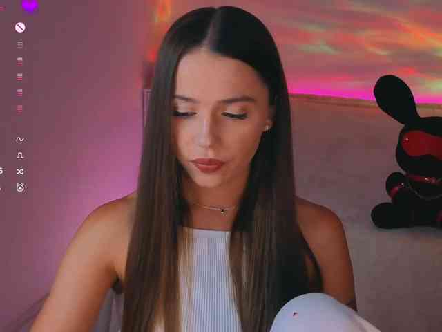 MaybeBabeTV Sex Cam Show