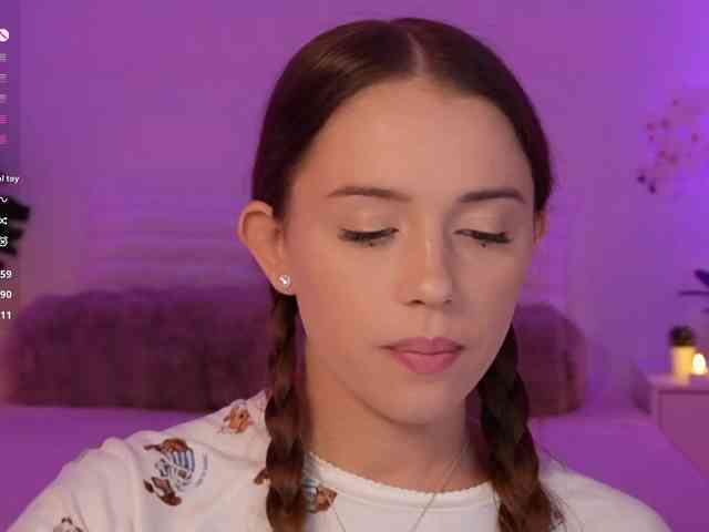 MaybeBabeTV's webcam live show