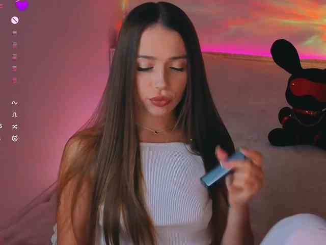 MaybeBabeTV Sex Cam Show