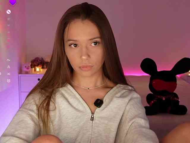 MaybeBabeTV Sex Cam Show