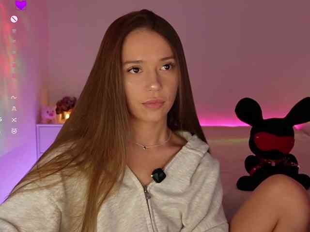 MaybeBabeTV Sex Cam Show