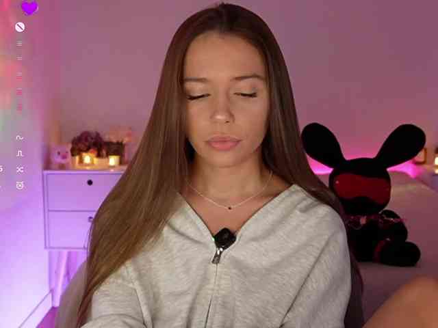 MaybeBabeTV Sex Cam Show